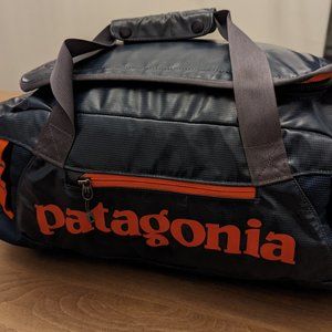 Patagonia black hole duffel 45L